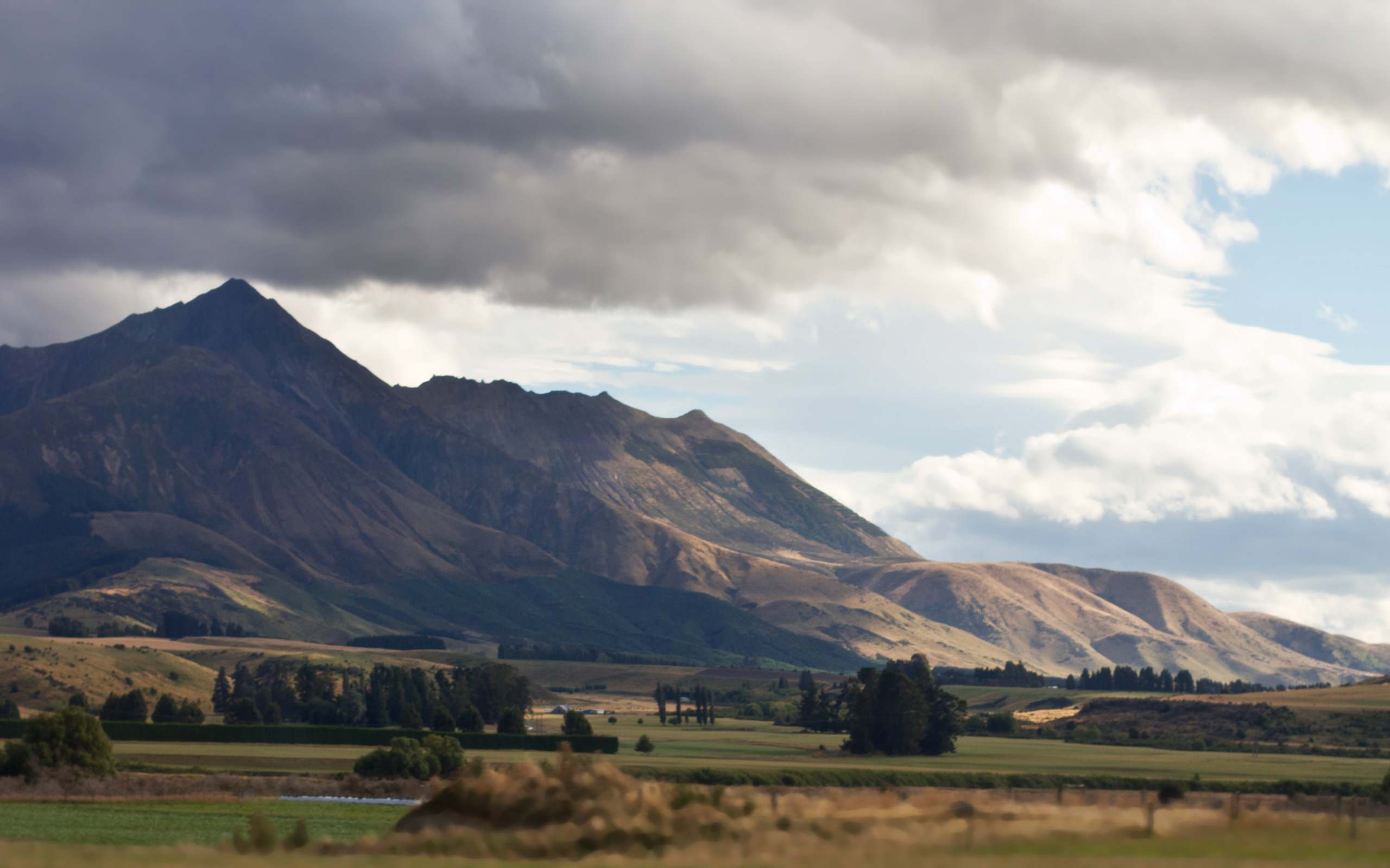今日の壁紙 フィヨルドランドの山地 Wqhd Ringoon Pop